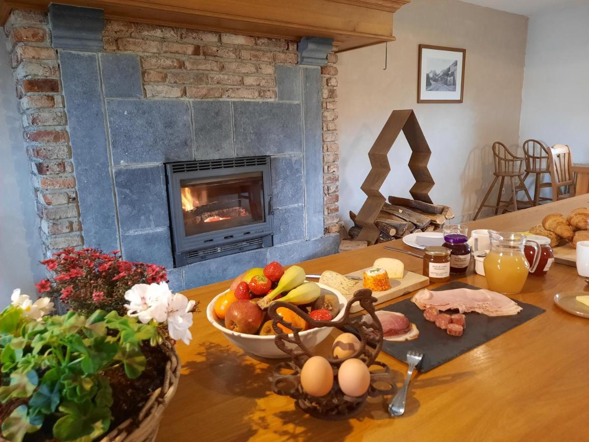 Aux Saveurs D'Enneille Bed & Breakfast Durbuy Eksteriør bilde
