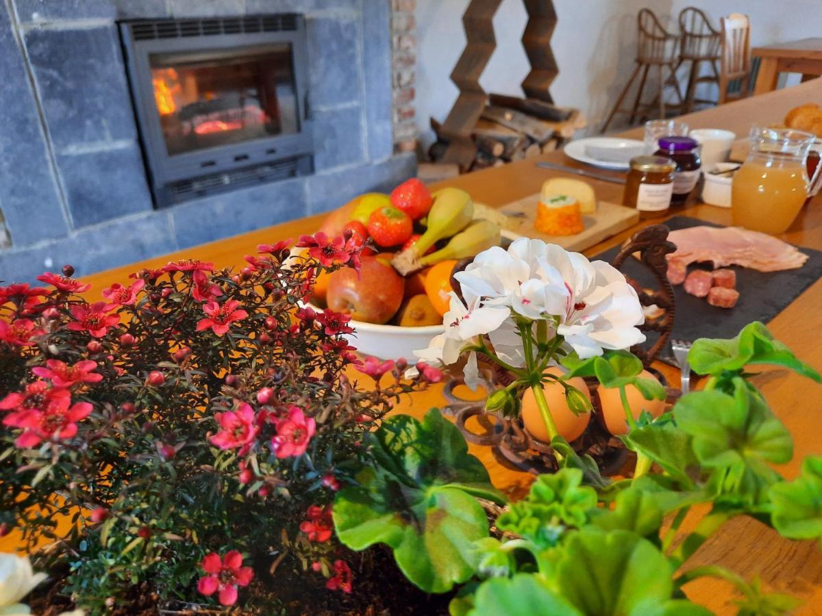 Aux Saveurs D'Enneille Bed & Breakfast Durbuy Eksteriør bilde