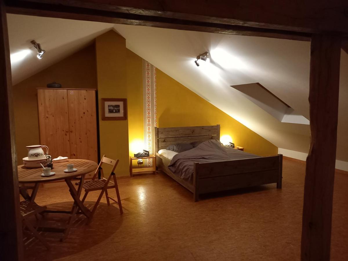Aux Saveurs D'Enneille Bed & Breakfast Durbuy Eksteriør bilde